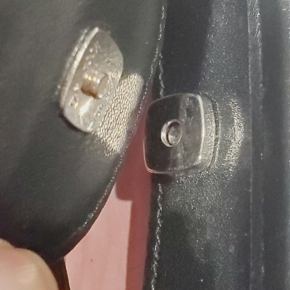 Ann Taylor LOFT Black Baguette Double Handle Bag Shoulder Bag Purse Handbag EUC - Picture 8 of 13